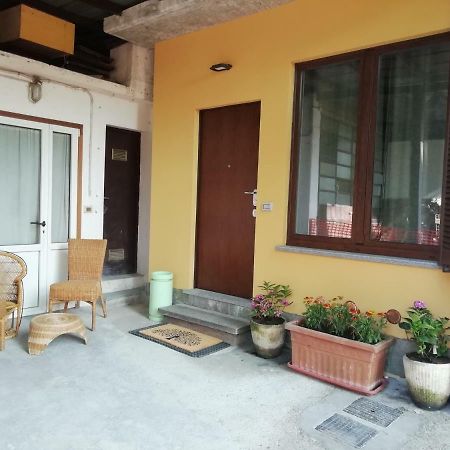 La Casa Di Angio Apartman Lanzo dʼIntelvi Kültér fotó