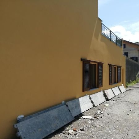 La Casa Di Angio Apartman Lanzo dʼIntelvi Kültér fotó